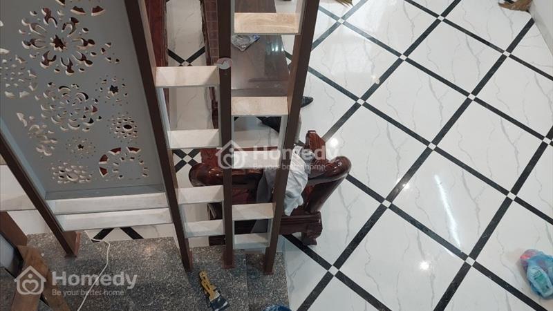 Bán nhà 31m xây 5 tầng ô tô đỗ gần nhà tại thạch bàn Long Biên  - Ảnh 4