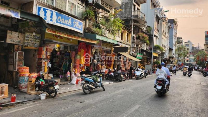 Cần bán ngay nhà phố 3 tầng, 70 m2 tại Phố Hàng Quạt - Hàng Gai - Hoàn Kiếm - Hà Nội, giá 30 tỷ - Ảnh 1