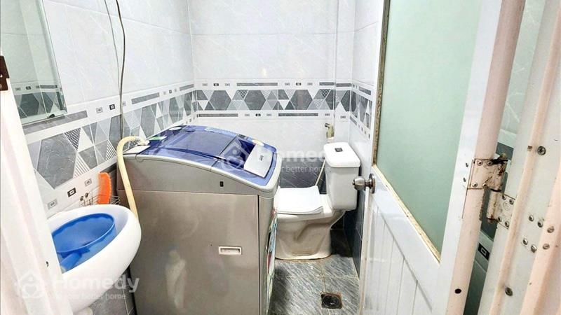 Lh Đông 0799218176 Bán gấp nhà 61m2/ 930 triệu Lãnh Binh Thăng - Q11 gần bệnh viện - sổ riêng - Ảnh 3