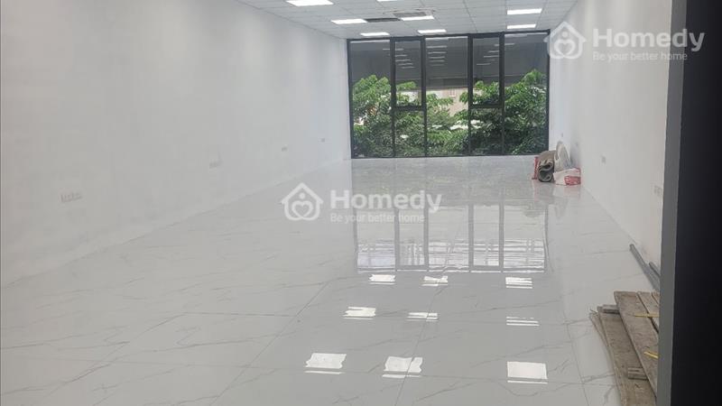 Cho thuê nhà mặt phố Đại La mặt đường rộng thuận tiện kinh doanh - Ảnh 2