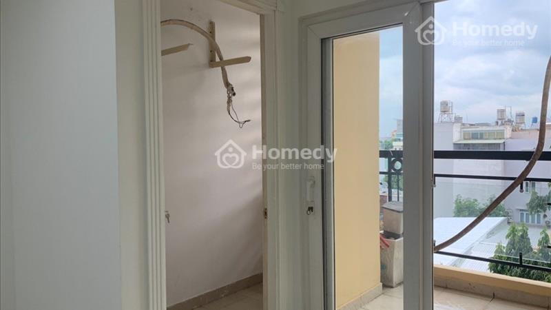 Chung cư 590 CMT8 - Quận 3 2pn, 2 nhà vệ sinh, 90m2 15tr/th. Nhà trống, có sẵn máy lạnh - Ảnh 5