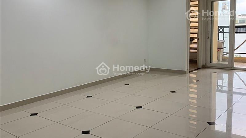 Chung cư 590 CMT8 - Quận 3 2pn, 2 nhà vệ sinh, 90m2 15tr/th. Nhà trống, có sẵn máy lạnh - Ảnh 8