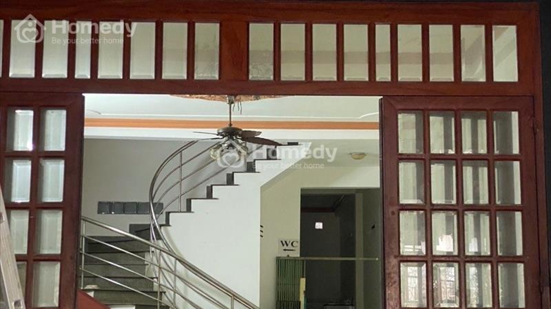 Cần cho thuê mặt bằng trước 50m2 (10m x5m) + nhà nguyên căn 2 tầng xây kiên cố phía sau (20m x 5m). - Ảnh 7