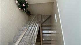 Nhà hẻm xe hơi thẳng trục Quận 1, 128m2, 5 tầng. - Ảnh 6