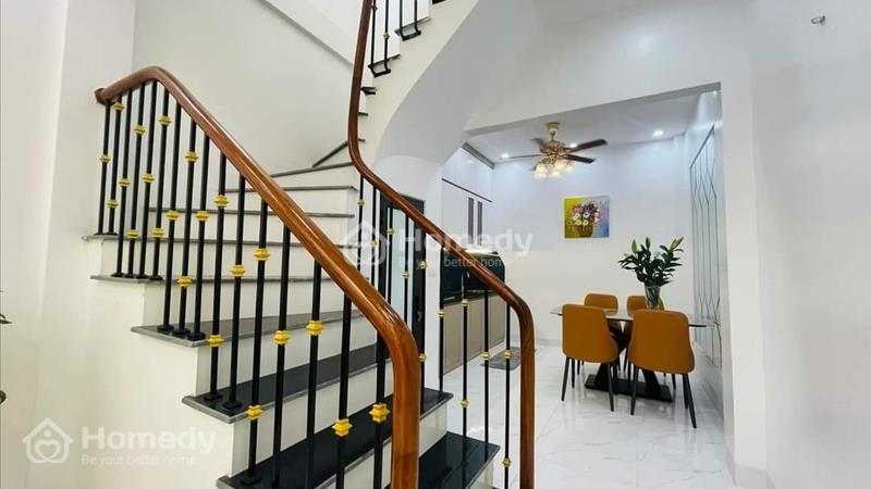 Siêu phẩm Cầu Giấy 30m2 ra phố-oto đỗ cửa- kinh doanh-6 tầng thang máy- S rộng giá rẻ - Ảnh 3