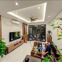 Bán nhà Nguyễn Văn Huyên 70m2 × 5 tầng MT 4.2m - Ngõ ô tô - Khu an ninh tốt - Xách vali về ở ngay!