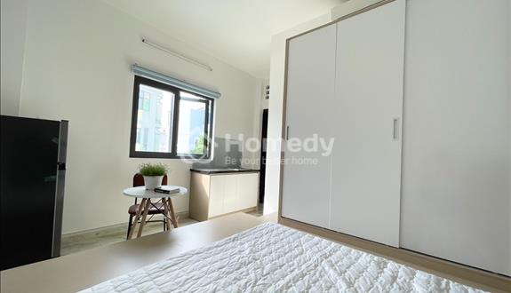 Cho thuê căn hộ dịch vụ Quận 1 gần chợ, khu giải trí, trung tâm và các đường lớn - Ảnh 1