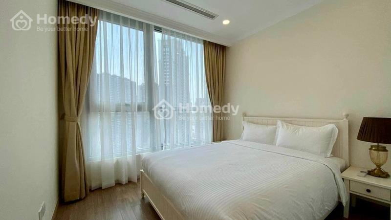 View Triệu đô bán CHCC Vinhomes Central Park, BT 67m2 giá mềm 3,17 tỷ, tiện ích cao cấp - Ảnh 4