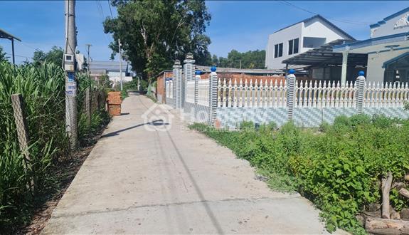 Bán 5.5m x 37m đất Lô 2 Trần Quang Diệu, Tân Phước, Thị xã LaGi giá 1.5 tỷ  - Ảnh 1