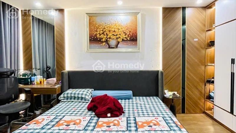 Bán nhà phố Dịch Vọng, trung tâm Quận Cầu Giấy, ngõ ô tô, nhà đẹp dân xây, DT 56m2x4 tầng, MT 4.2m - Ảnh 2
