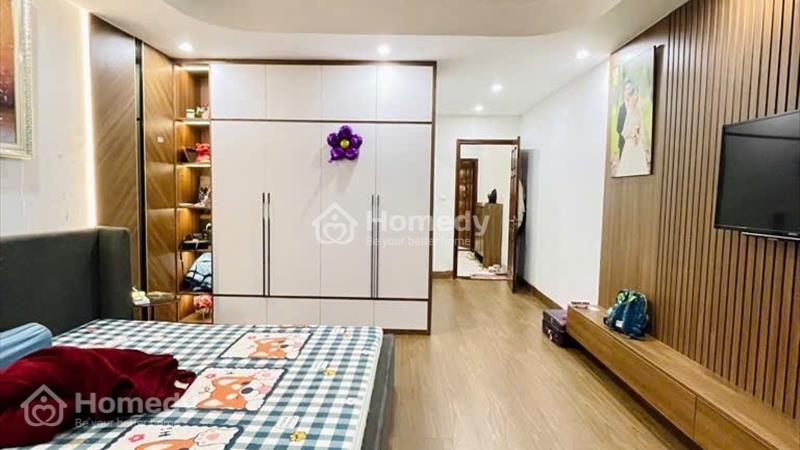 Bán nhà phố Dịch Vọng, trung tâm Quận Cầu Giấy, ngõ ô tô, nhà đẹp dân xây, DT 56m2x4 tầng, MT 4.2m - Ảnh 3