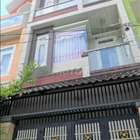 Bán nhà 100m2, 3pn, 3 toilet, 1 sân phơi, Quận BT