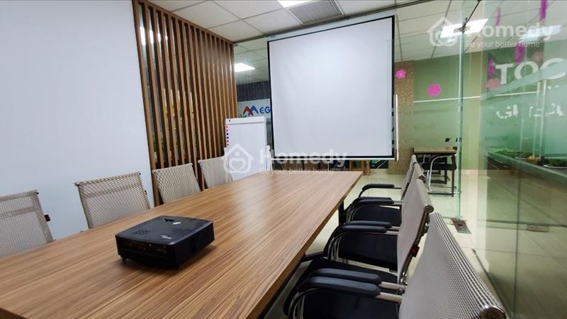 Cho thuê văn phòng 150m2-200m2 đủ nội thất như hình tại Mỹ Đình, sẵn vách kính, hầm để xe rộng rãi - Ảnh 2