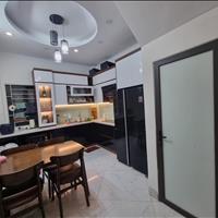 Bán nhà Nam Từ Liêm khu vực trung tâm quận, 5 tầng vừa ở vừa cho thuê, thông thoáng, tiện lợi.
