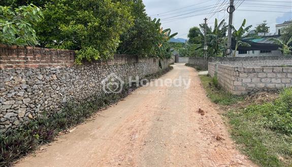 Bán đất Lương Sơn Hòa Bình sát đường Qlo,cạnh nhiều KCN dt 120m2 giá 380tr, - Ảnh 1
