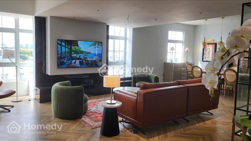 Bán gáp Penthouse SKy Garden Phú Mỹ Hưng Quận 7 300m2 4pn 3wc. Sổ hồng riêng. Nhà mới vào ở ngay.  - Ảnh 2