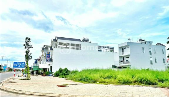 Cần bán gấp lô đất 140m2, giá 1.6 tỷ,  nằm ngay chợ Đại Phước, MT đường 18m, SHR, XD tự do - Ảnh 1