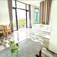 Phòng studio ban công thoáng mát, view đẹp ngay trục đường Nguyễn Văn Quỳ 