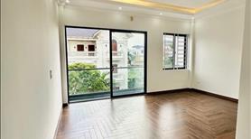 Nhà 6 tầng 45m thang máy ô tô vào nhà tại thạch bàn Long biên - Ảnh 5
