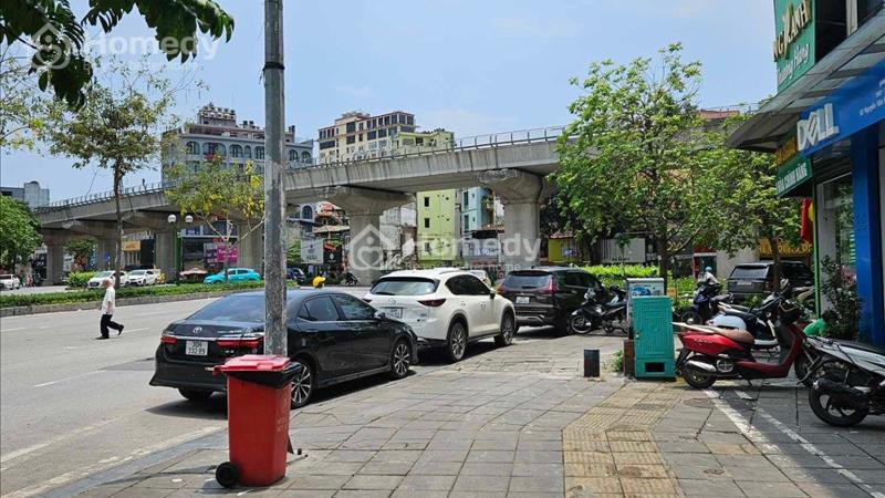 MBKD siêu đẹp lô góc ngã 3 Cầu Giấy vỉa hè sân bay - Ảnh 2