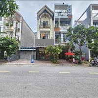 Nhà phố khu BigC Go, gần trung tâm hành chính Dĩ An, 1306 Đông Hòa, Dĩ An. Lh: O982882979