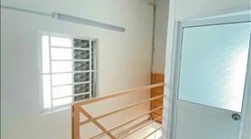 Cho thuê nhà nguyên căn hẻm xe tải cụt. 6*5m. Trệt lầu, 906/35 thống nhất, P15, GV - Ảnh 2