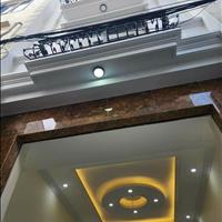 Bán nhà riêng Di Trạch, Hoài Đức 30m2. Nhà vuông thửa. Bán kính 220m chợ Di Trạch, trường học 3 cấp