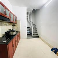 Bán nhà phố Minh Khai cách mặt phố 10m, sổ đỏ riêng chỉ 2,9 tỷ 