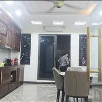 8 tỷ nhà mới võ chí công 45m 7 tầng mt 5m thang máy oto đỗ cửa tặng full nội thất