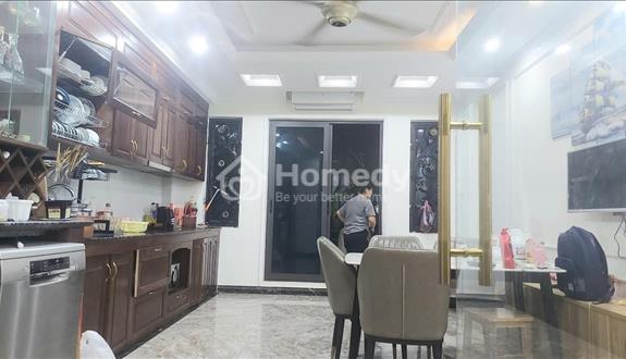 8 tỷ nhà mới võ chí công 45m 7 tầng mt 5m thang máy oto đỗ cửa tặng full nội thất - Ảnh 1