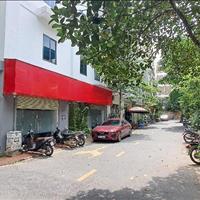 Nhà đẹp Linh Đàm, Hoàng Mai 48m2, lô góc, sát mặt hồ, ô tô tránh. LH xem nhà 0906298338