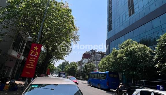 Bán căn chung cư cao cấp vị trí trung tâm quận Ba Đình, mặt phố Trần Phú Nhận nhà ở luôn giá gốc - Ảnh 1