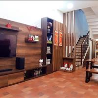 Chuyển về quê tôi bán gấp 62m2 nhà đường  SỐ 65-q7-giá 920tr-gần chợ- sổ hồng riêng-lh 0774722132