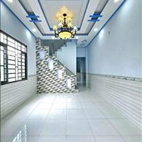 Ly Dị bán gấp nhà 70m2 nhà Đoàn Văn Bơ - Q4 Giá 950 triệu hẻm xe hơi,SHR ,Liên hệ Thảo 0798 966 414
