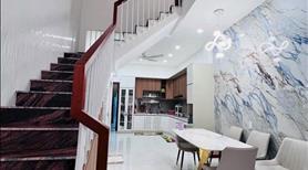 Định cư ÚC cần bán gấp căn nhà gần chợ bình chánh 1 trệt 2 lầu chỉ 890 triệu sổ hồng riêng 90m2 - Ảnh 3