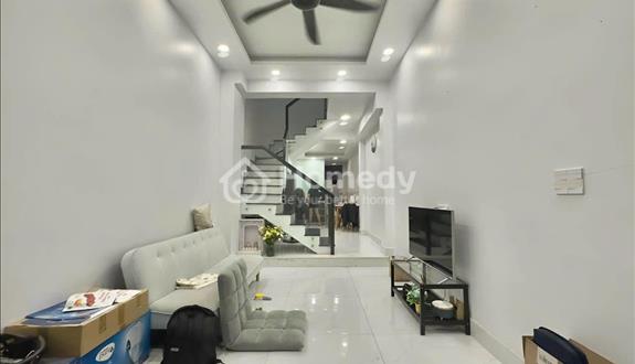 Bán căn nhà giá hạt re sốc căn nhà ở Phạm Hữu Lầu Quận 7 65m2 giá chỉ 935tr, Shr, hẻm lớn - Ảnh 1
