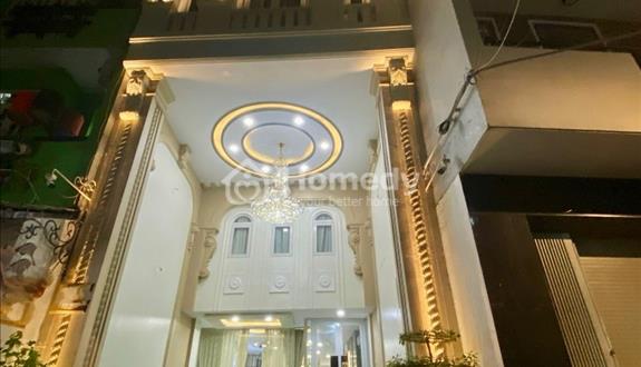 Hời quá hời! Bán lỗ ngộp nặng toà nhà Phan Xích Long sẵn thu nhập 200tr/tháng - Ảnh 1