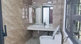 Nhà 4 tầng mặt tiền đường 10m5 - Cách biển 200m kinh doanh thuận lợii - Ảnh 10