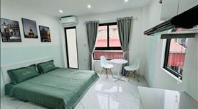 Hiếm: Siêu phẩm CCMN khu VIP Xuân Thuỷ - lô góc - 105m - 18.3 tỷ - Ảnh 2