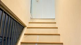 Nhà sổ hồng riêng đường Tuy Lý Vương 60m²,2 lầu,2 pn,3wc - Ảnh 3