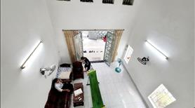 Chủ cần bán nhà riêng 126m2 - giá chỉ 4.8 tỉ - 2 tầng - ô tô đậu trước nhà - Ảnh 3