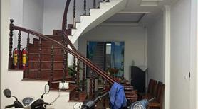 Cho thuê nhà Trần Quốc Hoàn,45m2,có 8pn,ngay ĐH Quốc Gia,ưu tiên ở nhóm,VP,TTDH - Ảnh 2