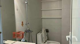 Cho thuê nhà Trần Quốc Hoàn,45m2,có 8pn,ngay ĐH Quốc Gia,ưu tiên ở nhóm,VP,TTDH - Ảnh 3