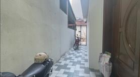 Nhà 41x 5 tầng cổng riêng ngõ thông tại đàm quang Trung Long biên - Ảnh 2