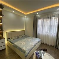 Bán nhà trung kính_lô góc 3 thoáng_nhà đẹp_full nội thất_gần ôtô