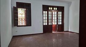 Cần tiền bán gấp nhà phân lô ô tô đẹp nhất phố Trần Quốc Hoàn - 65m - mt 5.5m - chỉ 15.8 tỷ - Ảnh 4