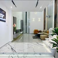 Về Quê Ở Bán Gấp Nhà 64m2,

- DTCN 64m² , ngang 4m dài 16m, khô