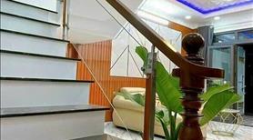 Hậu 0794062948 để xem ngay căn nhà đoạn Xóm Chiếu-Đoàn Văn Bơ 65m2 quận 4 giá  910 triệu, Shr, HXH - Ảnh 2