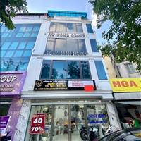 Bán nhà phố phạm văn đồng, ô tô vào nhà, 5 tầng thang máy, vị trí hiếm, bán gấp