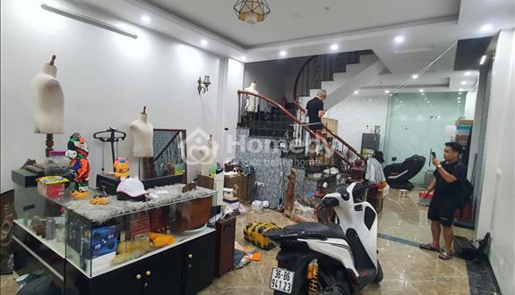Cho thuê nhà nguyên căn ngõ Bùi Xương Trạch - 60m2 - 15 triệu  - Ảnh 1